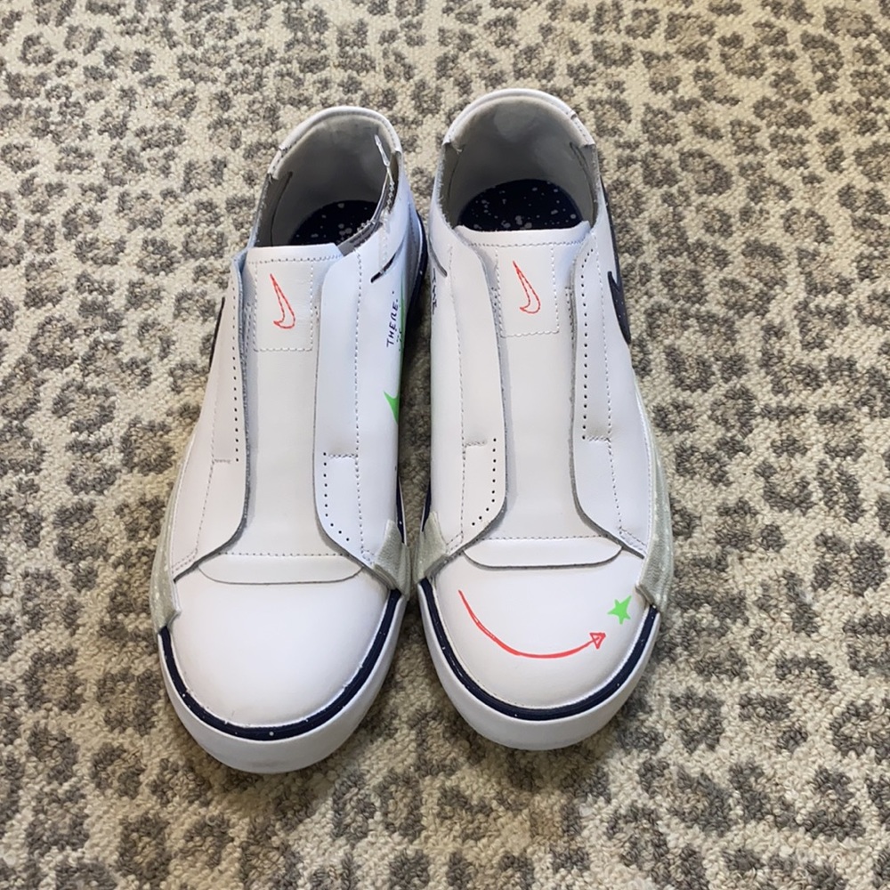 Nike Planet of Hoops NWT